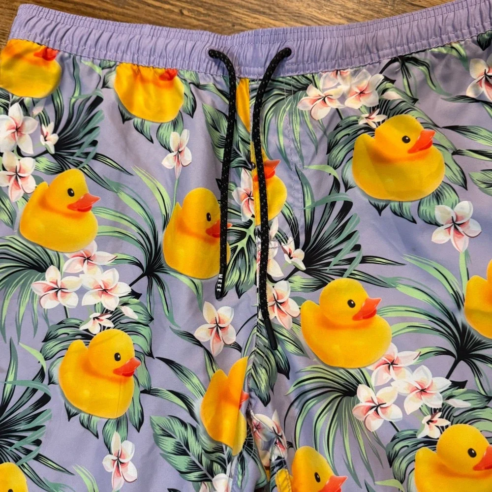 Neff Rubber Ducky Volley Shorts Mens XL Purple Excellent Swim Trunks Rubber Duck